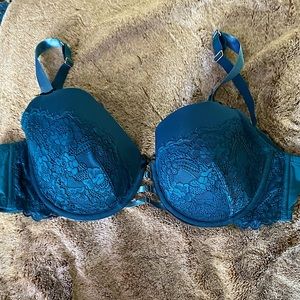 Lanebryant lightly lined lace balconette bra